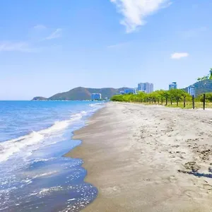 Apartasuites Con Balcon Vista A Mar 5 Min De La Playa Salinas Del Mar Apartamento Santa Marta (Magdalena)